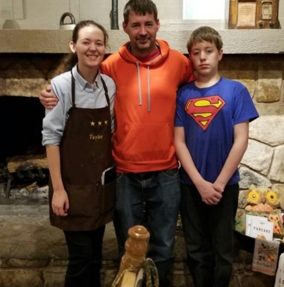 Meet your Posher, Eric - Picture 1 of 1